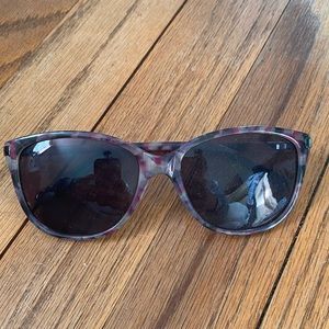 Elle sunglasses